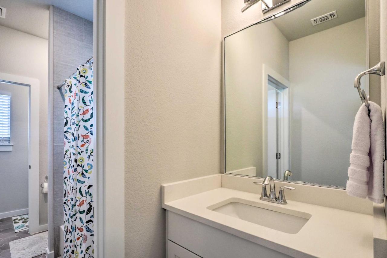 Gorgeous Georgetown Home, Walk To The Square! Extérieur photo